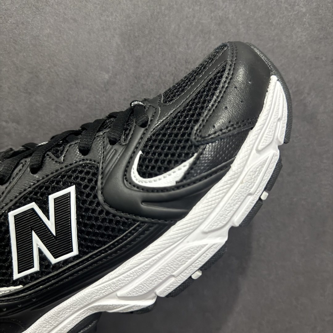 图片[5]-【纯原性价比】New Balance 530 NB530 男女休闲慢跑鞋 MR530SD 大厂出品 所有配色都是原鞋开发 超正版型 超高清洁度和品质 价格更具性价比 实体代购专用订单 配套商长期套现长期补货 全新货品 正常出厂触屏不到的单价 超级跑量款 全套原楦原纸板原厂数据开发 进口三明治网面 原装进口翻毛皮料正确绒感卡色 正确中底拉帮中底网布细节 采用轻质牛剖革拼接透气网眼衬垫织物鞋面材质 T-Beam大底提供足步弓支撑 保持步态稳定 后跟搭载外露缓震胶 鞋身整体以各种深浅不一的灰色覆盖 鞋头以淡蓝色调装饰 网眼衬垫通过不规律的色块实现做旧的美感 泛黄的鞋底更是进一步增添了复古气息 尺码：36 37 37.5 38 38.5 39.5 40 40.5 41.5 42 42.5 43 44 44.5 45-选品中心