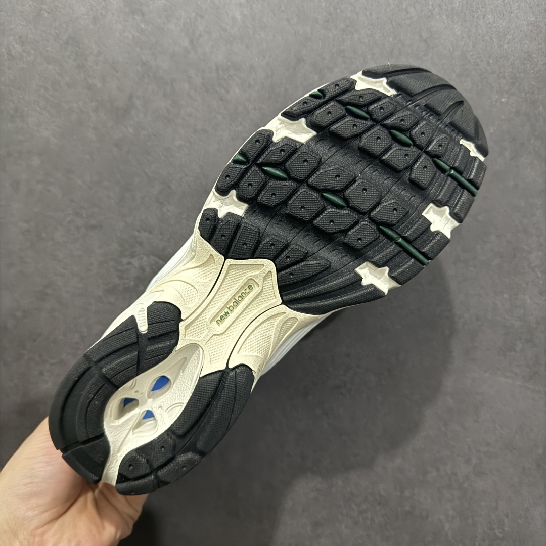 图片[9]-【纯原性价比】New Balance 530 NB530 男女休闲慢跑鞋 MR530SX 大厂出品 所有配色都是原鞋开发 超正版型 超高清洁度和品质 价格更具性价比 实体代购专用订单 配套商长期套现长期补货 全新货品 正常出厂触屏不到的单价 超级跑量款 全套原楦原纸板原厂数据开发 进口三明治网面 原装进口翻毛皮料正确绒感卡色 正确中底拉帮中底网布细节 采用轻质牛剖革拼接透气网眼衬垫织物鞋面材质 T-Beam大底提供足步弓支撑 保持步态稳定 后跟搭载外露缓震胶 鞋身整体以各种深浅不一的灰色覆盖 鞋头以淡蓝色调装饰 网眼衬垫通过不规律的色块实现做旧的美感 泛黄的鞋底更是进一步增添了复古气息 尺码：36 37 37.5 38 38.5 39.5 40 40.5 41.5 42 42.5 43 44 44.5 45-选品中心