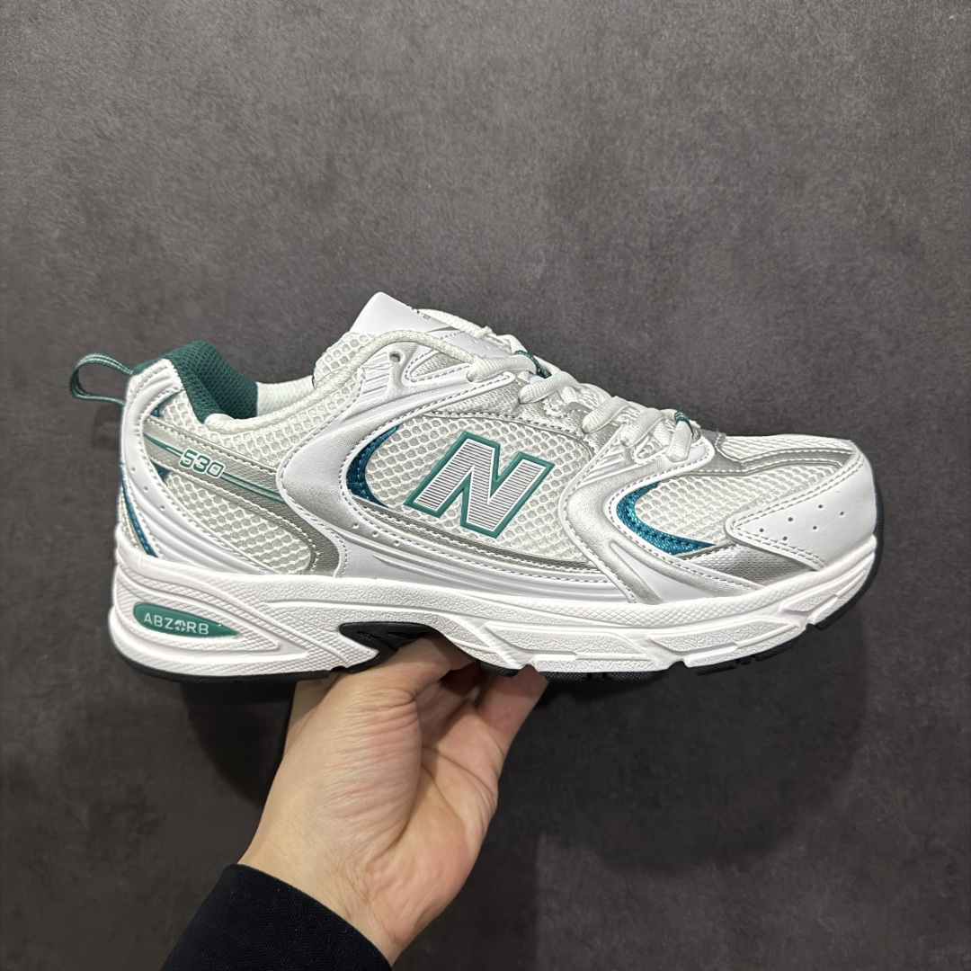 【纯原性价比】New Balance 530 NB530 男女休闲慢跑鞋 MR530AB 大厂出品 所有配色都是原鞋开发 超正版型 超高清洁度和品质 价格更具性价比 实体代购专用订单 配套商长期套现长期补货 全新货品 正常出厂触屏不到的单价 超级跑量款 全套原楦原纸板原厂数据开发 进口三明治网面 原装进口翻毛皮料正确绒感卡色 正确中底拉帮中底网布细节 采用轻质牛剖革拼接透气网眼衬垫织物鞋面材质 T-Beam大底提供足步弓支撑 保持步态稳定 后跟搭载外露缓震胶 鞋身整体以各种深浅不一的灰色覆盖 鞋头以淡蓝色调装饰 网眼衬垫通过不规律的色块实现做旧的美感 泛黄的鞋底更是进一步增添了复古气息 尺码:36 37 37.5 38 38.5 39.5 40 40.5 41.5 42 42.5 43 44 44.5 45-选品中心