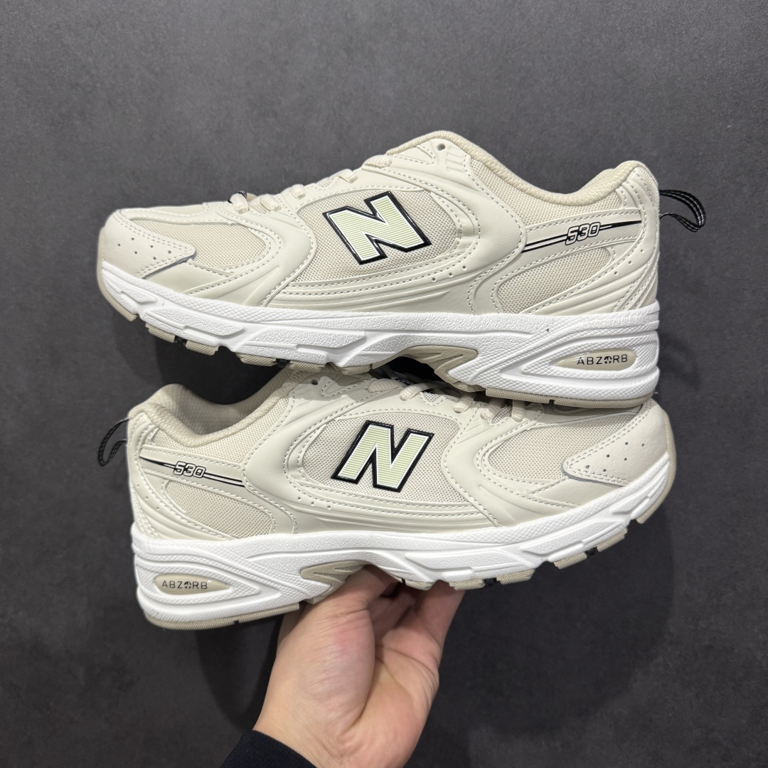 图片[3]-【纯原性价比】New Balance 530 NB530 男女休闲慢跑鞋 MR530FW1 大厂出品 所有配色都是原鞋开发 超正版型 超高清洁度和品质 价格更具性价比 实体代购专用订单 配套商长期套现长期补货 全新货品 正常出厂触屏不到的单价 超级跑量款 全套原楦原纸板原厂数据开发 进口三明治网面 原装进口翻毛皮料正确绒感卡色 正确中底拉帮中底网布细节 采用轻质牛剖革拼接透气网眼衬垫织物鞋面材质 T-Beam大底提供足步弓支撑 保持步态稳定 后跟搭载外露缓震胶 鞋身整体以各种深浅不一的灰色覆盖 鞋头以淡蓝色调装饰 网眼衬垫通过不规律的色块实现做旧的美感 泛黄的鞋底更是进一步增添了复古气息 尺码：36 37 37.5 38 38.5 39.5 40 40.5 41.5 42 42.5 43 44 44.5 45-选品中心