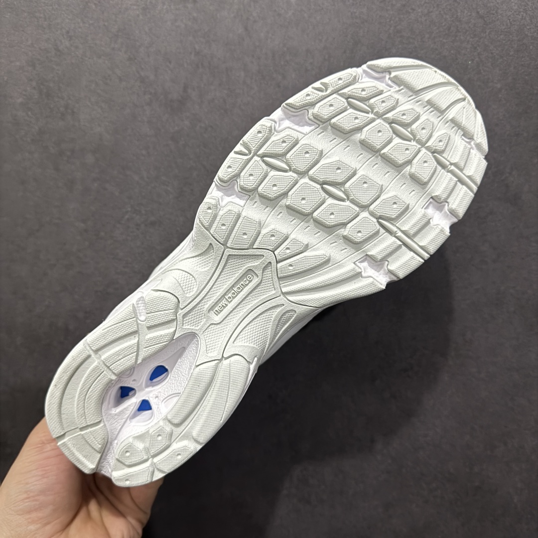 图片[9]-【纯原性价比】New Balance 530 NB530 男女休闲慢跑鞋 MR530FW1 大厂出品 所有配色都是原鞋开发 超正版型 超高清洁度和品质 价格更具性价比 实体代购专用订单 配套商长期套现长期补货 全新货品 正常出厂触屏不到的单价 超级跑量款 全套原楦原纸板原厂数据开发 进口三明治网面 原装进口翻毛皮料正确绒感卡色 正确中底拉帮中底网布细节 采用轻质牛剖革拼接透气网眼衬垫织物鞋面材质 T-Beam大底提供足步弓支撑 保持步态稳定 后跟搭载外露缓震胶 鞋身整体以各种深浅不一的灰色覆盖 鞋头以淡蓝色调装饰 网眼衬垫通过不规律的色块实现做旧的美感 泛黄的鞋底更是进一步增添了复古气息 尺码：36 37 37.5 38 38.5 39.5 40 40.5 41.5 42 42.5 43 44 44.5 45-选品中心