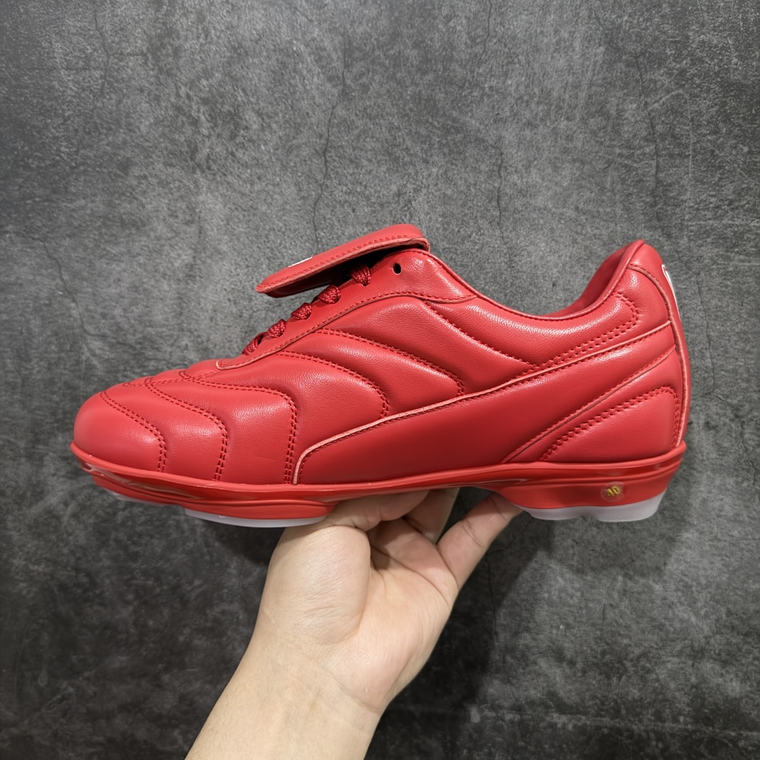 图片[2]-【X1礼盒版】Louis Vuitton 2025 LV Footprint 情侣同款球鞋 市面最新版本 佛山高端品质 第一时间订入zp开发每个拼色的材质都是原版独家定制,与正品一致 做到对版对色大底开模高弹力环保发泡底 模具费都高达几十万 原版头层皮鞋面 压花都是按正品一比一打造开发 不偷半点料 不掺半点假 细节原版一致 可对比 全包套原版包装配件 最新包装大礼盒!! 目前市面一梯队级别 市场太杂请注意混卖版本 可区别材料 版型 质感 包装配件 一切肉眼可见的细节 法国巴黎百年奢侈品牌LV路易威登Louis Vuitton 尺码： 39 40 41 42 43 44 45 46-选品中心