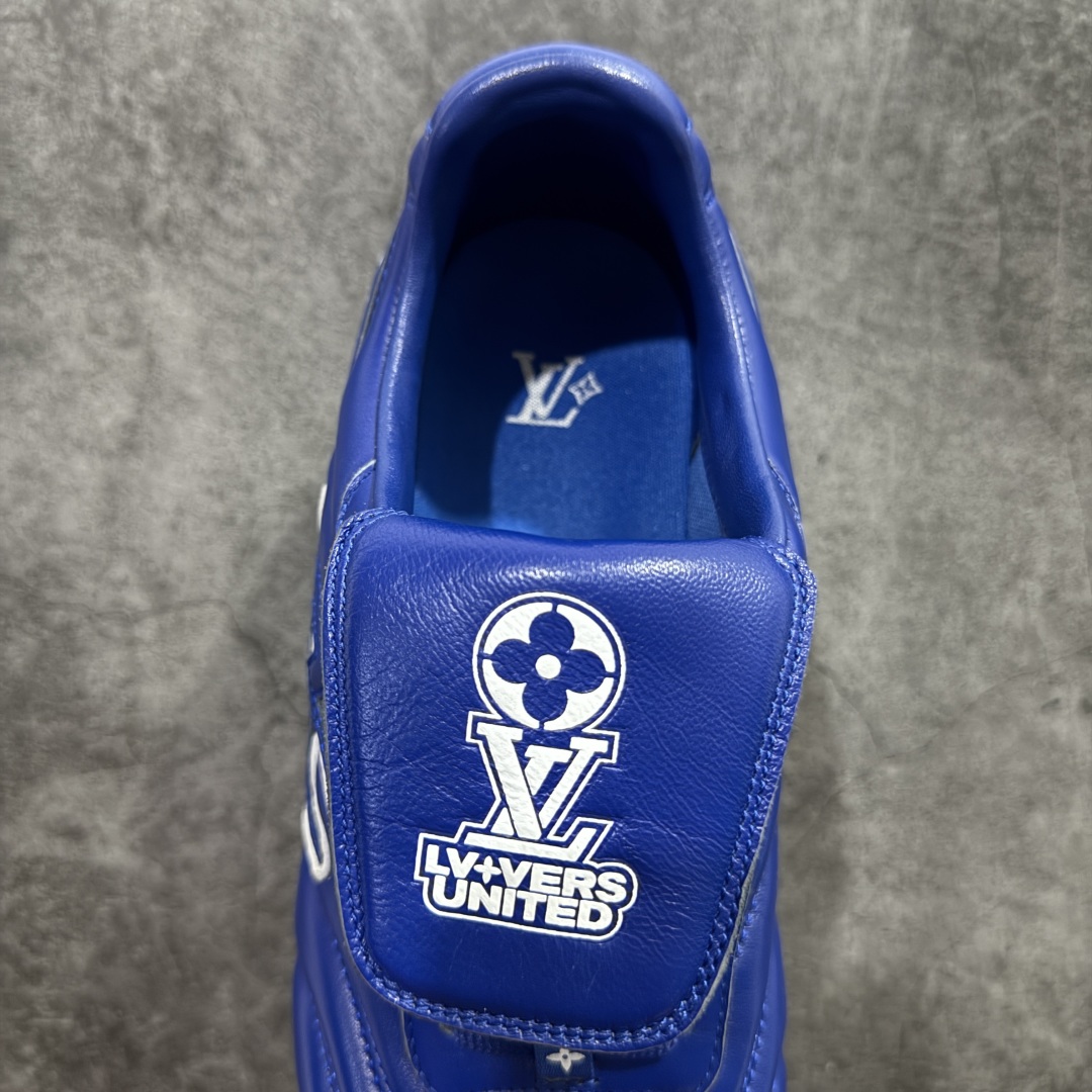 图片[8]-【X1礼盒版】Louis Vuitton 2025 LV Footprint 情侣同款球鞋 市面最新版本 佛山高端品质 第一时间订入zp开发每个拼色的材质都是原版独家定制,与正品一致 做到对版对色大底开模高弹力环保发泡底 模具费都高达几十万 原版头层皮鞋面 压花都是按正品一比一打造开发 不偷半点料 不掺半点假 细节原版一致 可对比 全包套原版包装配件 最新包装大礼盒!! 目前市面一梯队级别 市场太杂请注意混卖版本 可区别材料 版型 质感 包装配件 一切肉眼可见的细节 法国巴黎百年奢侈品牌LV路易威登Louis Vuitton 尺码： 39 40 41 42 43 44 45 46-选品中心