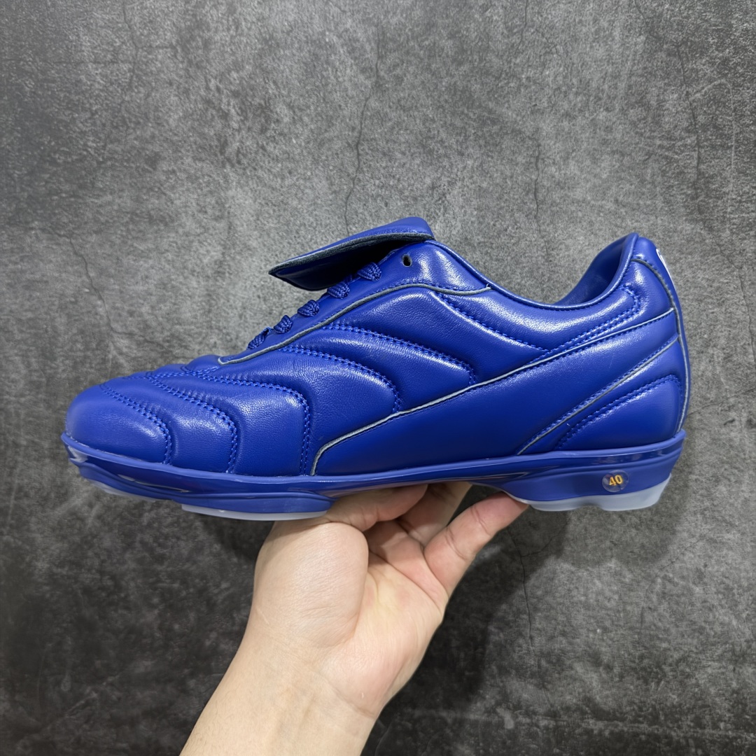 图片[2]-【X1礼盒版】Louis Vuitton 2025 LV Footprint 情侣同款球鞋 市面最新版本 佛山高端品质 第一时间订入zp开发每个拼色的材质都是原版独家定制,与正品一致 做到对版对色大底开模高弹力环保发泡底 模具费都高达几十万 原版头层皮鞋面 压花都是按正品一比一打造开发 不偷半点料 不掺半点假 细节原版一致 可对比 全包套原版包装配件 最新包装大礼盒!! 目前市面一梯队级别 市场太杂请注意混卖版本 可区别材料 版型 质感 包装配件 一切肉眼可见的细节 法国巴黎百年奢侈品牌LV路易威登Louis Vuitton 尺码： 39 40 41 42 43 44 45 46-选品中心