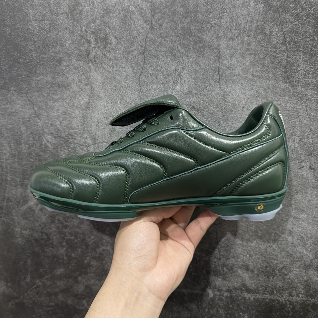 图片[2]-【X1礼盒版】Louis Vuitton 2025 LV Footprint 情侣同款球鞋 市面最新版本 佛山高端品质 第一时间订入zp开发每个拼色的材质都是原版独家定制,与正品一致 做到对版对色大底开模高弹力环保发泡底 模具费都高达几十万 原版头层皮鞋面 压花都是按正品一比一打造开发 不偷半点料 不掺半点假 细节原版一致 可对比 全包套原版包装配件 最新包装大礼盒!! 目前市面一梯队级别 市场太杂请注意混卖版本 可区别材料 版型 质感 包装配件 一切肉眼可见的细节 法国巴黎百年奢侈品牌LV路易威登Louis Vuitton 尺码： 39 40 41 42 43 44 45 46-选品中心