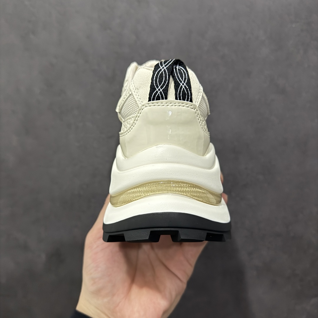 图片[4]-【公司级】新配色 广东大厂出品‼ GG-CC Chunky Low 克罗心十字架 2025 GGCC 低帮复古厚底增高老爹鞋 增高界的隐藏神器! 穿上它腿部线条直接拉满~ 鞋底做工软乎乎的，一点也不需要担心新鞋磨脚咯 搭配牛仔裤、裙子还是运动装都能轻松驾驭各种风格，它是真的百搭! 原版正确大底 高档银盒 5CM 增高厚底 大长腿既视感轻松拿捏 货号：G24X9255 尺码：35 36 37 38 39 40-选品中心