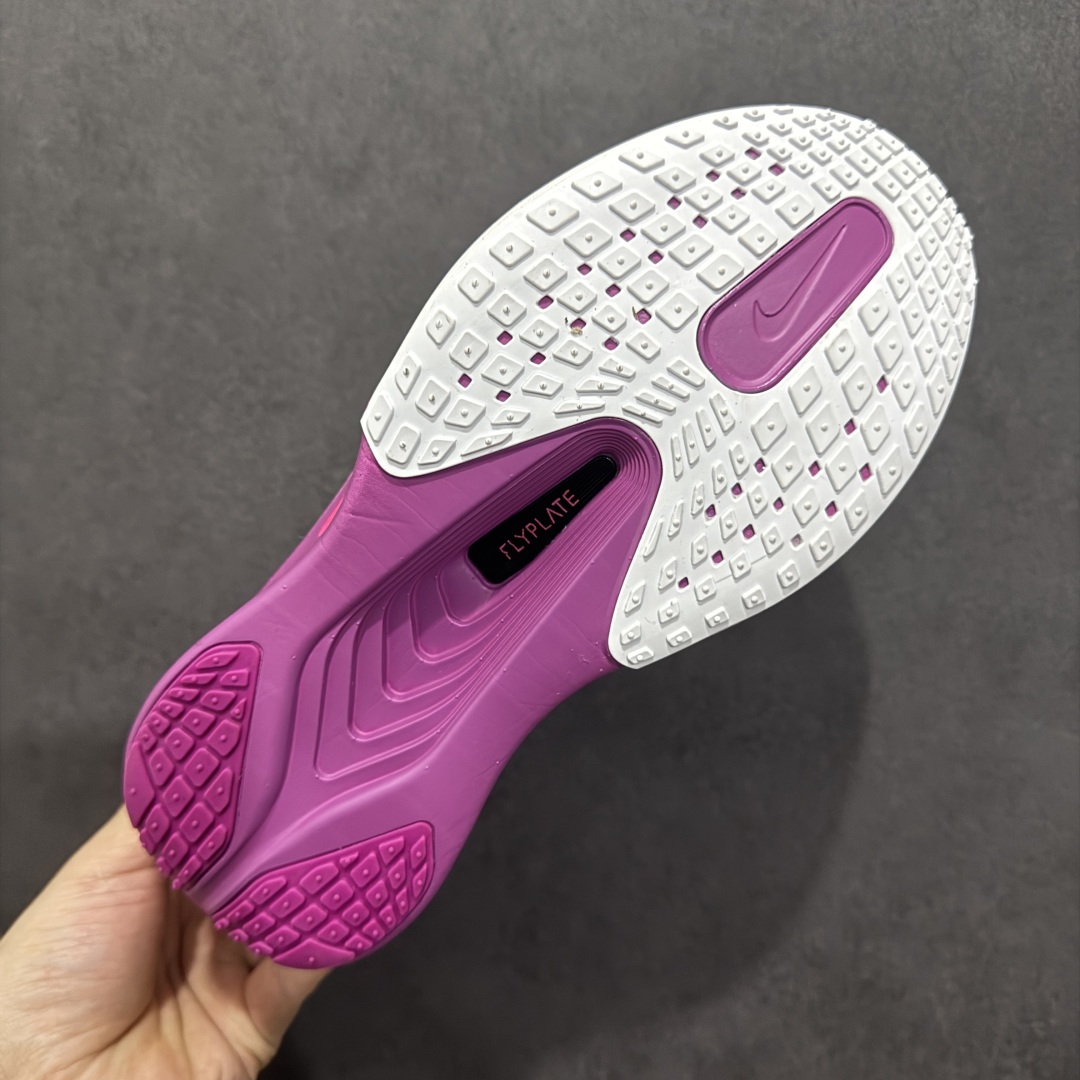 图片[9]-【公司级】NK ZoomX Invincible Run Flyknit 6 轻量跑鞋 飞织低帮休闲运动慢跑鞋 厚底增高 老爹鞋 此鞋专为短跑运动员而生 是为 5 至 10 公里距离的赛事和训练打造 整体设计采用流线型的轻质工程网眼材质构成鞋面 并与其他 Running 旗舰鞋款同样搭载全脚掌 ZoomX 缓冲中底 搭配 Pebax 物料与橡胶外底 ZoomX StreakFly 首发配色以Prototype呈现 其灵感是来自开发期间的磨损测试 透过编号的标记与内侧的预期跑步距离突出研发过程 货号： FN8455-101 尺码：36 36.5 37.5 38 38.5 39 40 40.5 41 42 42.5 43 44 45-选品中心