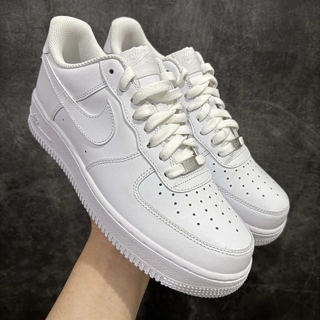 【Mok纯原】Air Force 1 Low AF1空军纯白低帮 CW2288-111 全市场第一梯队品质 原厂皮料 完美鞋型 钩子裁边清洁度无敌! 针车走线图片放大看相当整齐,鞋带口冲孔与鞋头冲孔非常圆润干净 无任何毛边,正确做旧鞋带金属铁片,中底走线 鞋垫刷胶 大底含气垫都是基本操作!目前你能找到的最优的一个版本没有之一, 尺码:36-46-选品中心