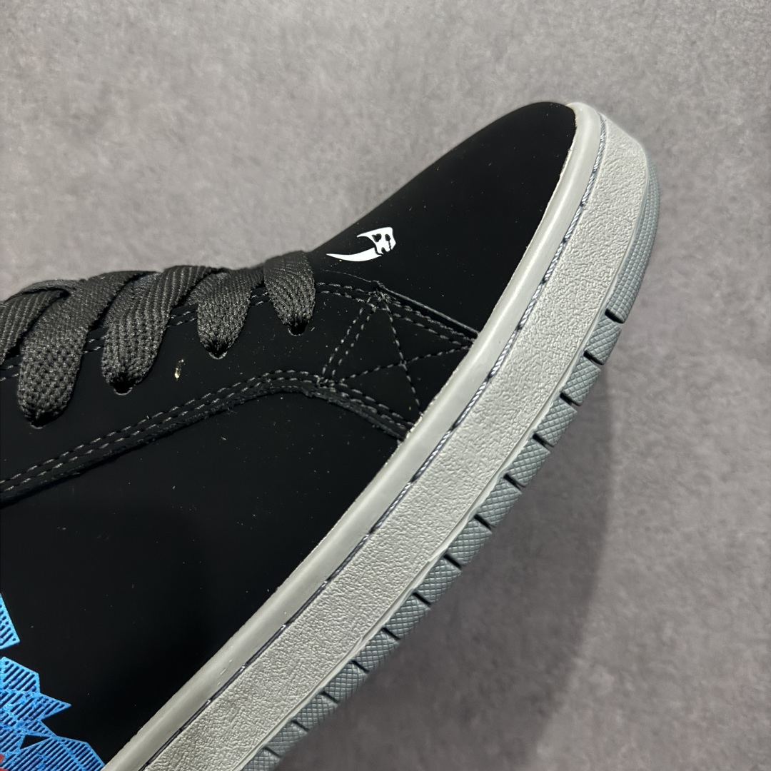 图片[5]-【公司级】街头装品牌 DCSHOECOUSA时尚鞋子男女鞋休闲板鞋低帮圆头百搭 琉凤大底耐磨滑板鞋皮质运动舒适BMX板鞋DC 鞋型经典百搭，低帮系带设计，皮革鞋面，装饰品牌字母LOGO，橡胶鞋底，防滑耐磨轻便，脚感舒适，时髦百搭。 DC/DCShoes就是DCSHOECOUSA，DC Shoes是美国滑板品牌，是很潮的运动品牌。此次 DCSHOES 续写 CBGB 的传奇故事，从 CBGB 中汲取创意灵感融入到产品设计之中，采用具有浓厚街头文化气息的特殊图案传递品牌理念，备受街头爱好者及潮流青年的青睐，品牌粉丝遍布全球。随着极限运动热潮在中国愈演愈烈，如今 DCSHOES 正式重回中国市场，致力为中国的极限运动与街头文化赋予全新生命力。 尺码：36-45-选品中心