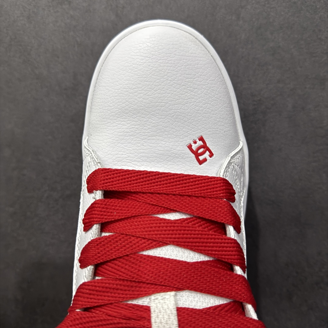 图片[8]-【公司级】街头装品牌 DCSHOECOUSA时尚鞋子男女鞋休闲板鞋低帮圆头百搭 琉凤大底耐磨滑板鞋皮质运动舒适BMX板鞋DC 鞋型经典百搭，低帮系带设计，皮革鞋面，装饰品牌字母LOGO，橡胶鞋底，防滑耐磨轻便，脚感舒适，时髦百搭。 DC/DCShoes就是DCSHOECOUSA，DC Shoes是美国滑板品牌，是很潮的运动品牌。此次 DCSHOES 续写 CBGB 的传奇故事，从 CBGB 中汲取创意灵感融入到产品设计之中，采用具有浓厚街头文化气息的特殊图案传递品牌理念，备受街头爱好者及潮流青年的青睐，品牌粉丝遍布全球。随着极限运动热潮在中国愈演愈烈，如今 DCSHOES 正式重回中国市场，致力为中国的极限运动与街头文化赋予全新生命力。 尺码：36-45-选品中心