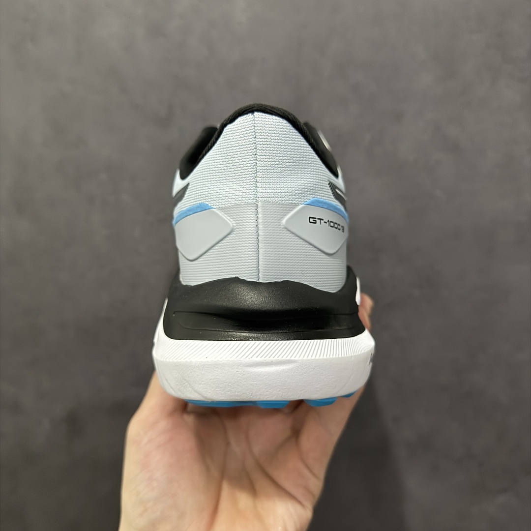 图片[4]-【公司级】Asics GT-1000 13代 公司级版本 亚瑟士运动休闲透气专业跑鞋 鞋面的包裹性 延展性相当好 鞋头位置双层镂空能保证一定的透气性 鞋底柔软也能够兼具支撑性 gt1000系列是除 kayano之外的次顶级支撑系跑鞋 采用经典鞋型 融入全新细节点缀 整体简约且富有质感 鞋底耐磨材质搭配丰富的防滑底纹设计 尺码：40-45-选品中心