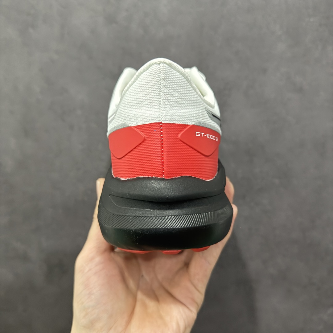 图片[4]-【公司级】Asics GT-1000 13代 公司级版本 亚瑟士运动休闲透气专业跑鞋 鞋面的包裹性 延展性相当好 鞋头位置双层镂空能保证一定的透气性 鞋底柔软也能够兼具支撑性 gt1000系列是除 kayano之外的次顶级支撑系跑鞋 采用经典鞋型 融入全新细节点缀 整体简约且富有质感 鞋底耐磨材质搭配丰富的防滑底纹设计 尺码：40-45-选品中心
