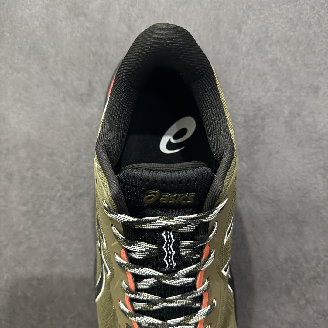 图片[7]-【公司级】Asics GT-1000 13代 公司级版本 亚瑟士运动休闲透气专业跑鞋 鞋面的包裹性 延展性相当好 鞋头位置双层镂空能保证一定的透气性 鞋底柔软也能够兼具支撑性 gt1000系列是除 kayano之外的次顶级支撑系跑鞋 采用经典鞋型 融入全新细节点缀 整体简约且富有质感 鞋底耐磨材质搭配丰富的防滑底纹设计 尺码：40-45-选品中心