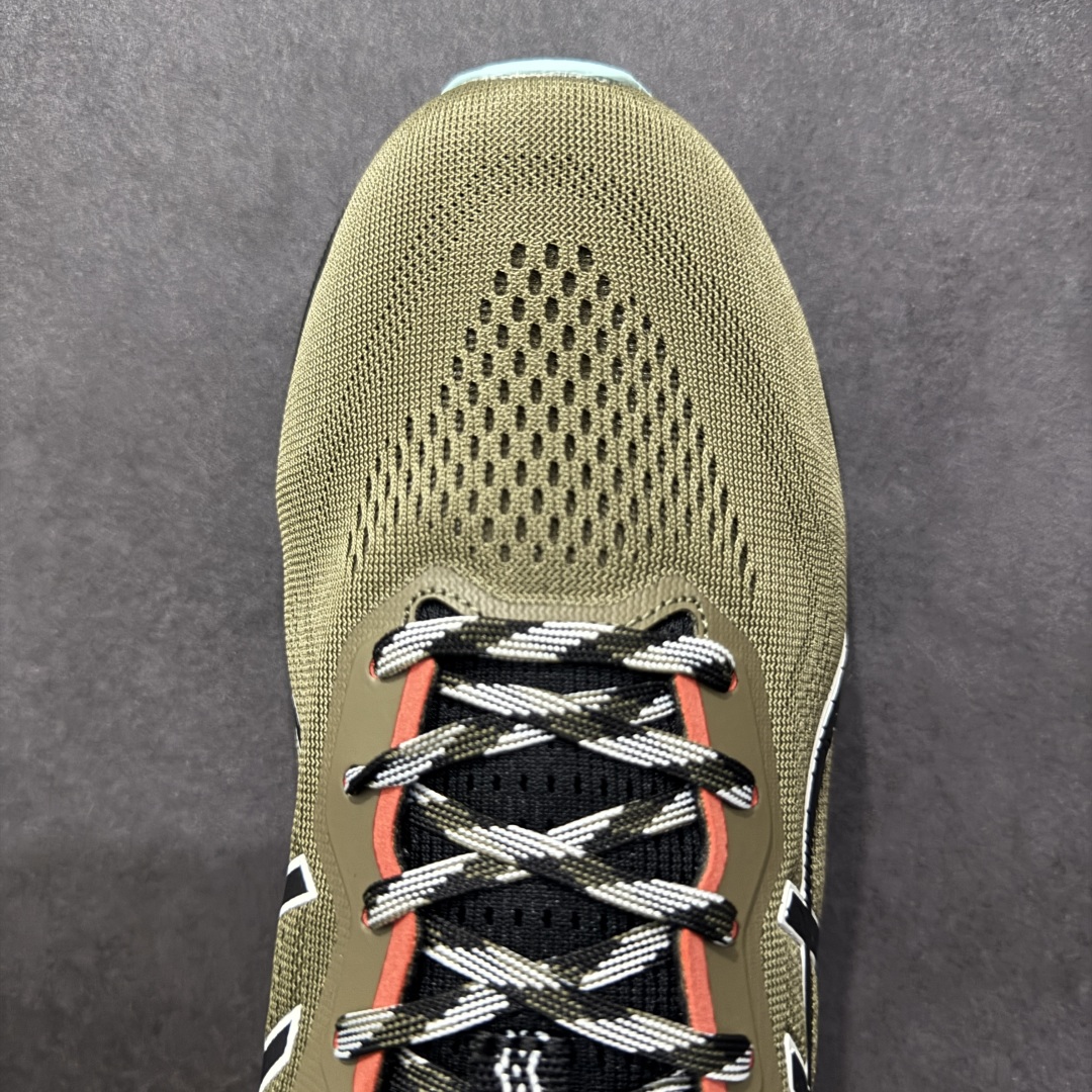 图片[8]-【公司级】Asics GT-1000 13代 公司级版本 亚瑟士运动休闲透气专业跑鞋 鞋面的包裹性 延展性相当好 鞋头位置双层镂空能保证一定的透气性 鞋底柔软也能够兼具支撑性 gt1000系列是除 kayano之外的次顶级支撑系跑鞋 采用经典鞋型 融入全新细节点缀 整体简约且富有质感 鞋底耐磨材质搭配丰富的防滑底纹设计 尺码：40-45-选品中心