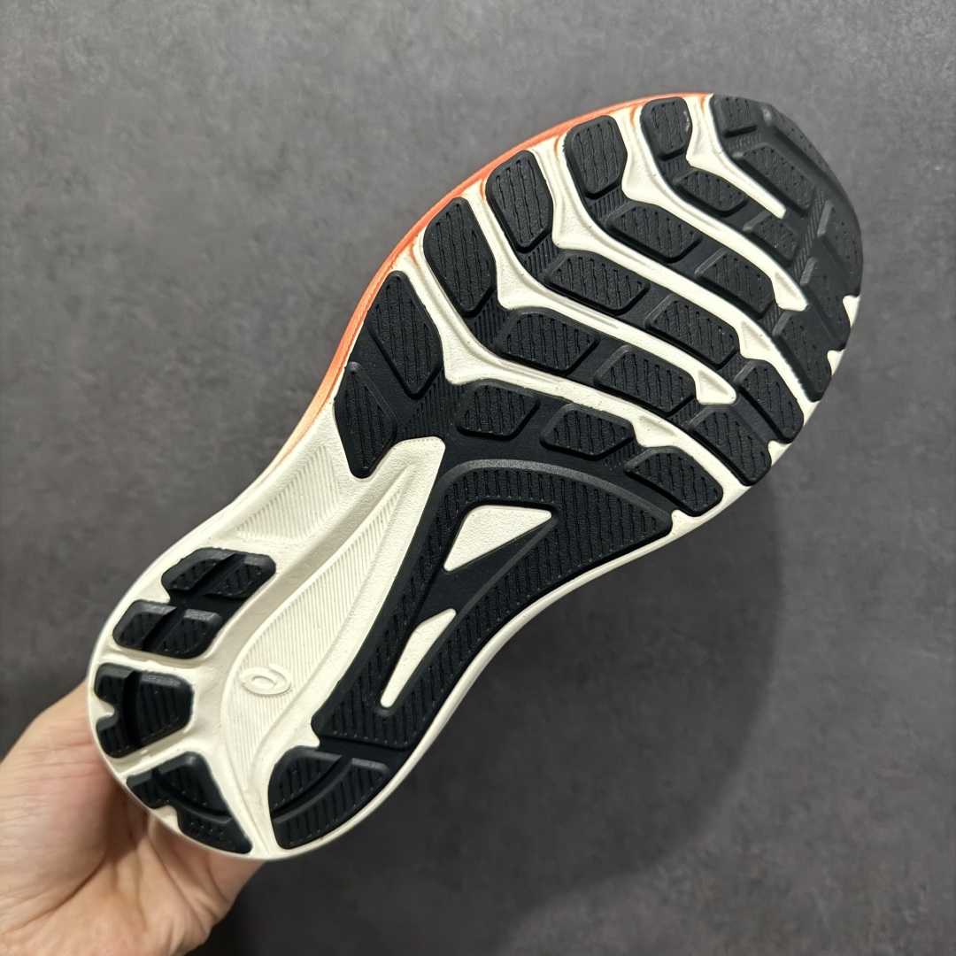 图片[9]-【公司级】Asics GT-1000 13代 公司级版本 亚瑟士运动休闲透气专业跑鞋 鞋面的包裹性 延展性相当好 鞋头位置双层镂空能保证一定的透气性 鞋底柔软也能够兼具支撑性 gt1000系列是除 kayano之外的次顶级支撑系跑鞋 采用经典鞋型 融入全新细节点缀 整体简约且富有质感 鞋底耐磨材质搭配丰富的防滑底纹设计 尺码：40-45-选品中心