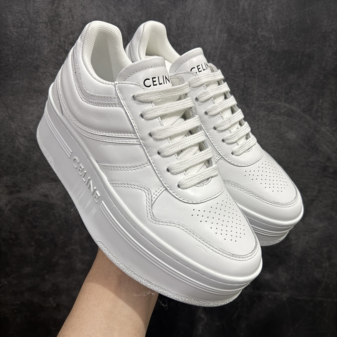 【顶级原版zp级】Celine 厚底小白鞋,多久都不会过时的款 顶级原版开发 原厂皮料 一双小白鞋就能搞定所有穿搭!超百搭的神仙款。 -进口小牛皮鞋面 -奢侈混种羊皮内里 -独家私模大底 尺码:35-39 正码-选品中心
