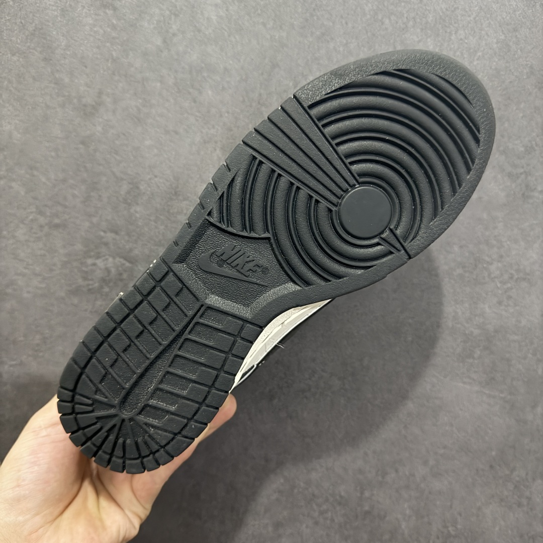 280 【定制版】Nk SB Dunk Low 饿狼传说 周年高端定制 低帮休闲板鞋 BW1220-008