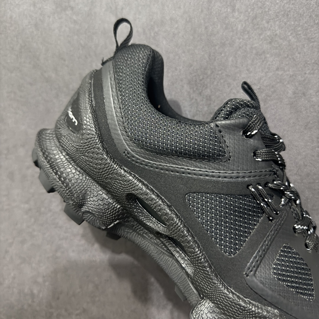 图片[6]-【广东顶级版】ECCO/爱步 官网同步 网面爆款 健步休闲运动跑鞋/休闲鞋 经典和现代工艺品质融合 精选小牛皮面料 PU+TPU一体成型大底 独特制鞋工艺 舒适百搭…… 运动尺码：39一44-选品中心