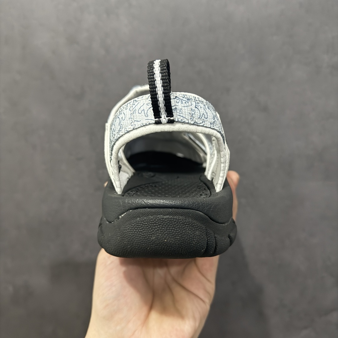 图片[4]-【公司级】人气户外休闲鞋品牌-科恩Keen Uneek Flat-M 平底编织弹力穿搭溯溪涉水休闲户外凉鞋 #外贸订单出口品质#采用进口机台编制两根尼龙绳组成鞋面(快干衬里原料!!)#原装轻量级EVA中底缓震材质组合防滑橡胶外底部 夏季潮鞋,文青界的凉鞋至尊 都市机能户外品牌 KEEN 向来积极为其旗下大热鞋款 UNEEK 推出联名款，后跟为全封闭设计，快干衬里，HIGH-TRACTION橡胶外底，及轻量级EVA中底，达到轻量缓震的同时减轻重量。 尺码：35-45-选品中心