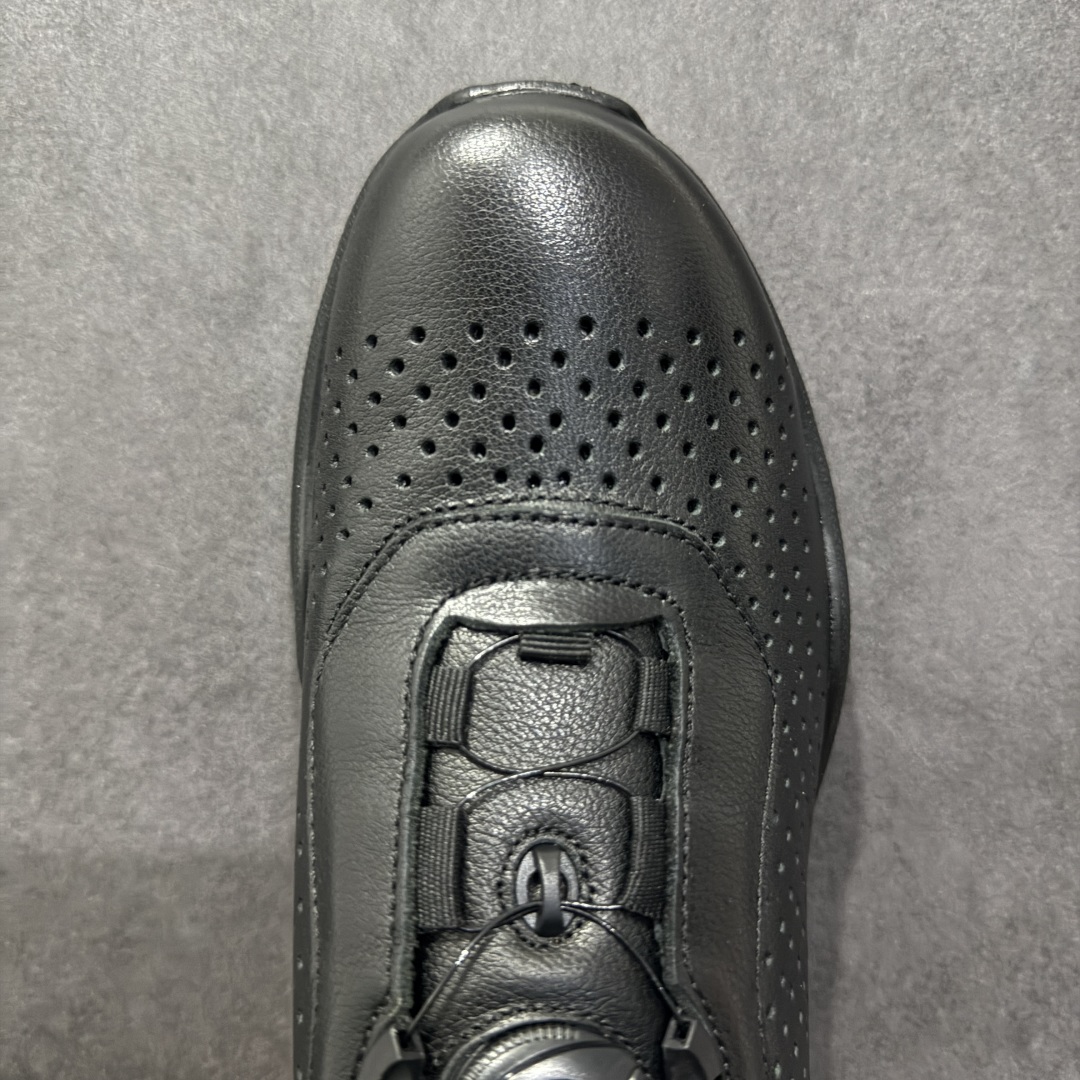 图片[8]-【公司级】ECCO爱步男鞋小黑鞋小白鞋 舒适透气真皮板鞋 街头轻巧系列 圆头鞋头设计，贴合前脚掌弧度 适合多种脚型，脚感舒适细腻 简约免系带设计，可自由穿脱 贴合脚型 PU包裹足弓与后跟 为脚掌提供支撑性 休闲百搭 简约利落 尺码：38 39 40 41 42 43 44 （皮鞋码）-选品中心