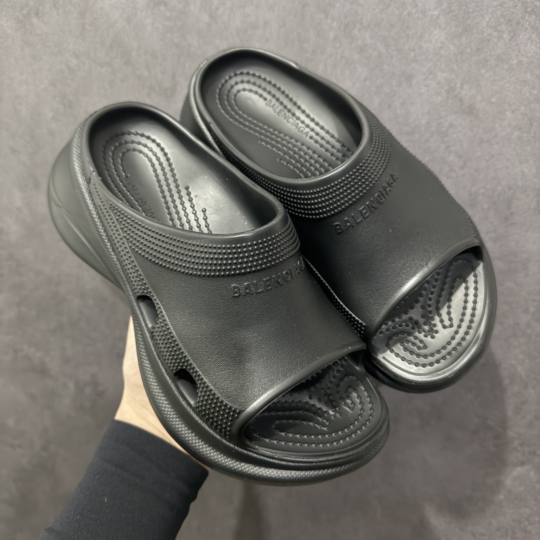 220 【广东纯原版本】Balenciaga Pool Crocs 巴黎世家百搭时尚厚底增高拖鞋