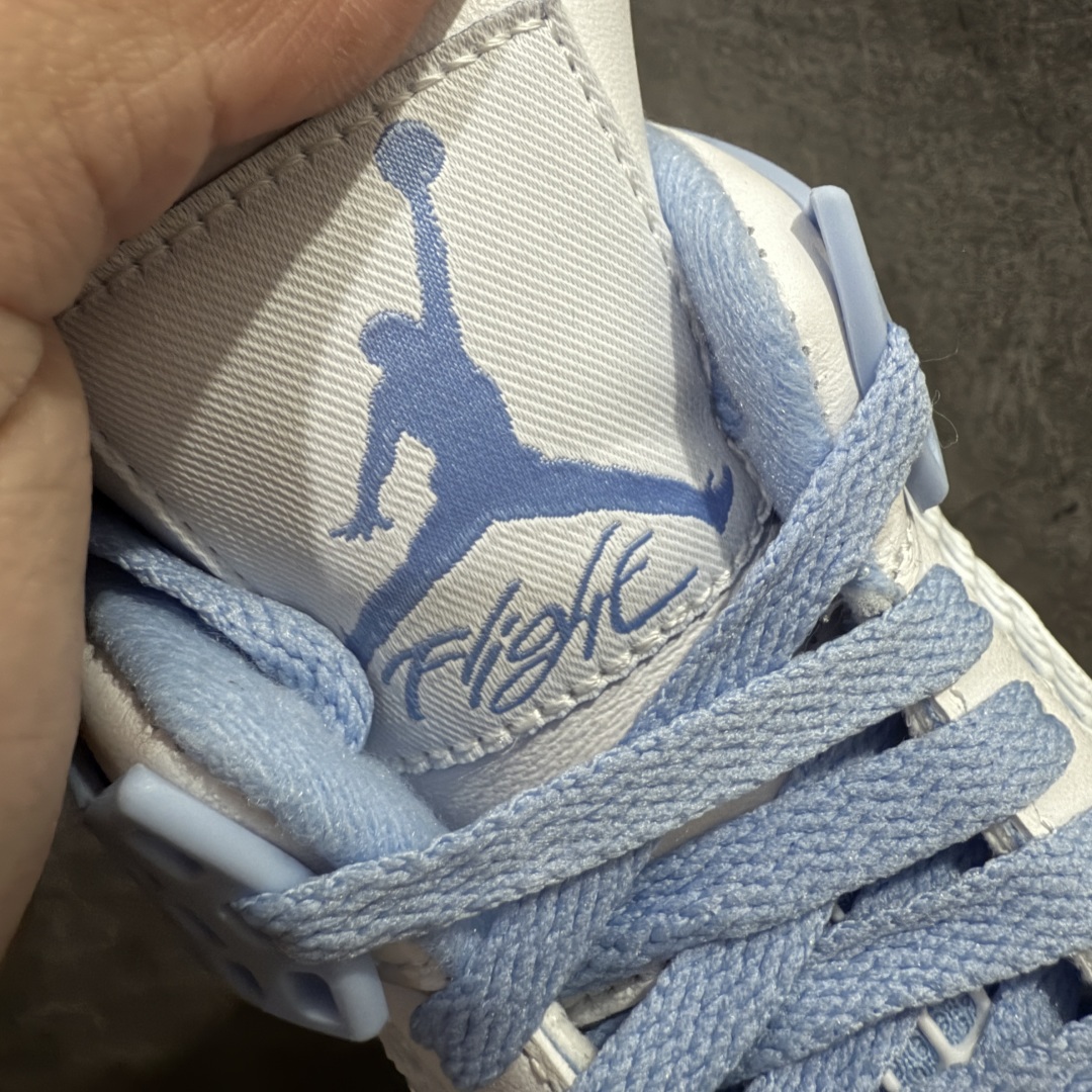 图片[6]-【原厂版】Air Jordan AJ4 母亲节 白冰蓝 HV0823-100 全新升级改良 原鞋原楦原纸板同源开发 完美呈现乔4的版型 内侧正确双色网格 还原细节 原厂皮料 正确气垫颜色 正确网格工艺 正确拉帮工艺 全鞋原装材料制作 原档案原模具打造 支持全方位与正品对比 尺码：40 40.5 41 42 42.5 43 44 44.5 45 46 47.5-选品中心