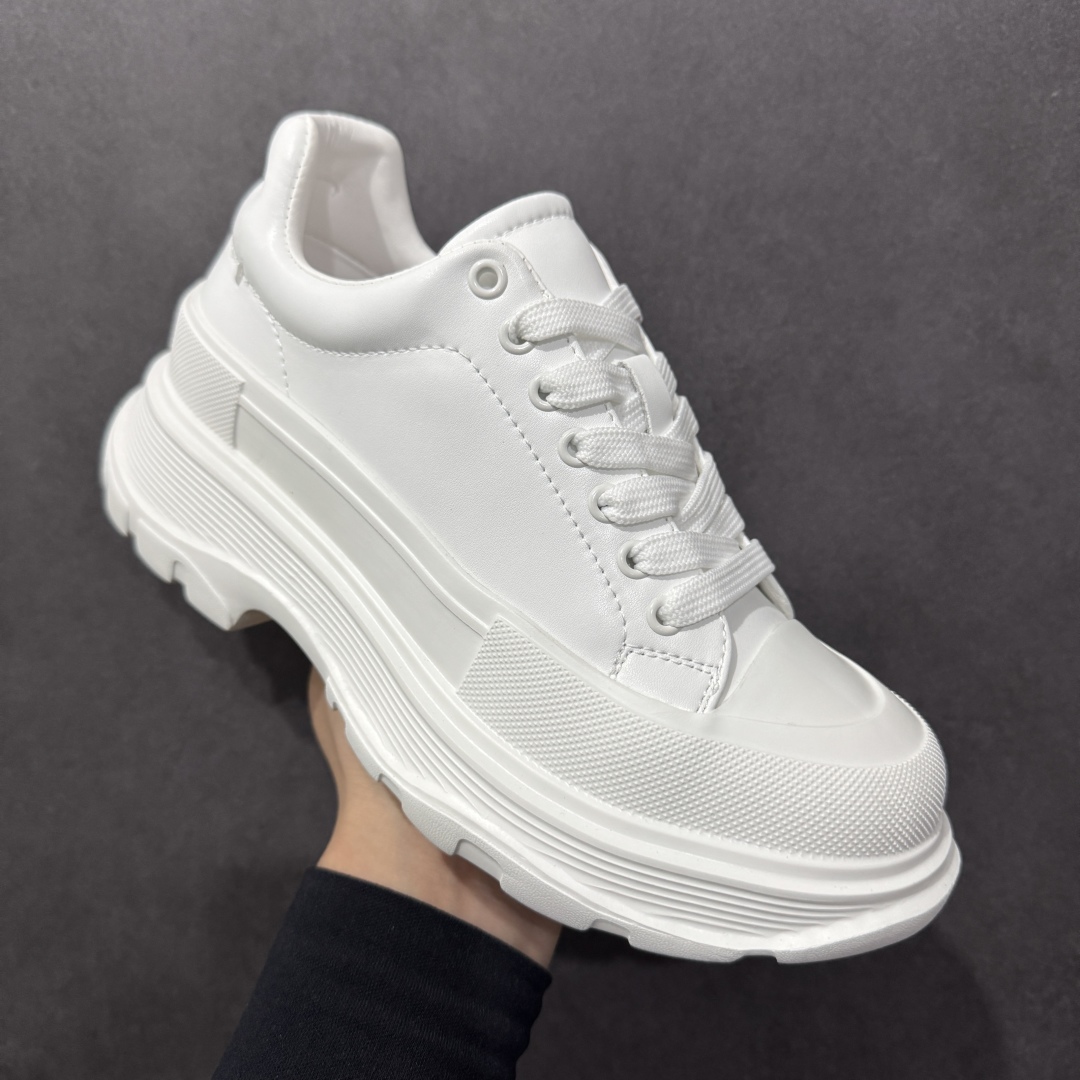 图片[3]-【广东纯原版本】GG-CC 极简朋克休闲松糕小白鞋 GGCC增高老爹鞋系列 广东大厂出品 完美细节 25ss春季新款厚底增高 大长腿 时髦look轻松定格 不费力展现率性氛围 高档银盒 酷帅机能风不规则设计大底 轻便舒适百搭 GGcc厚底增高简直就是小个子的快乐! 不管怎么搭都好看~ 尺码： 35 36 37 38 39 40-选品中心