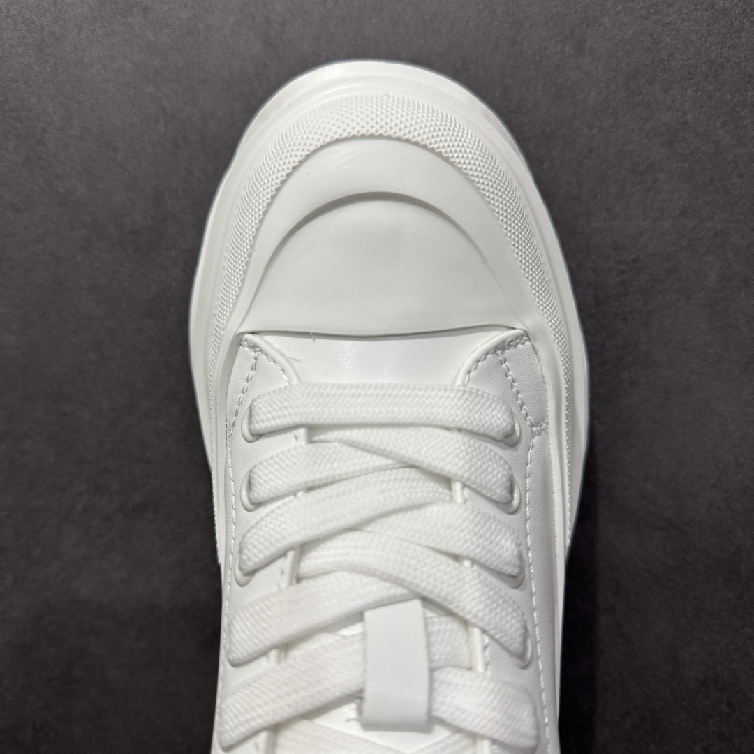 图片[8]-【广东纯原版本】GG-CC 极简朋克休闲松糕小白鞋 GGCC增高老爹鞋系列 广东大厂出品 完美细节 25ss春季新款厚底增高 大长腿 时髦look轻松定格 不费力展现率性氛围 高档银盒 酷帅机能风不规则设计大底 轻便舒适百搭 GGcc厚底增高简直就是小个子的快乐! 不管怎么搭都好看~ 尺码： 35 36 37 38 39 40-选品中心