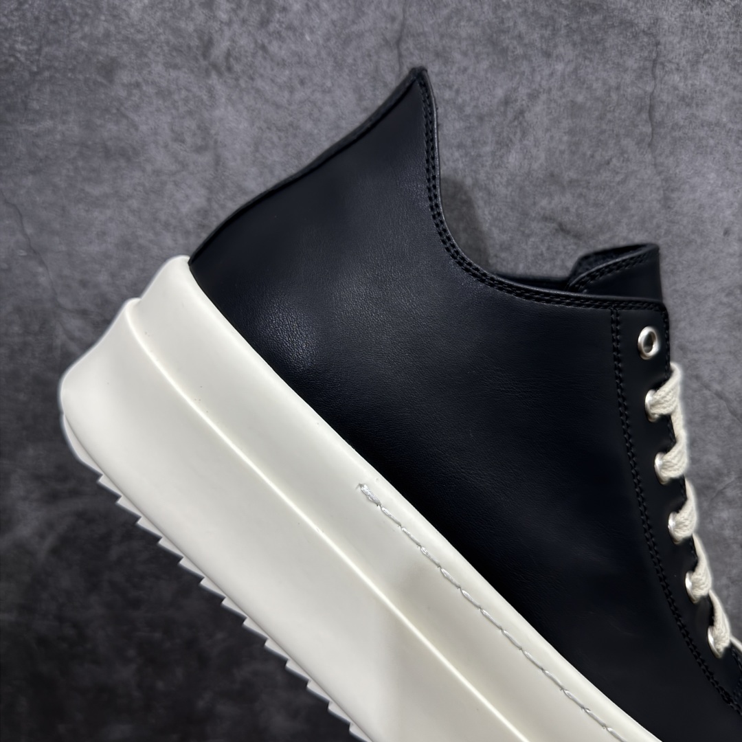 图片[7]-【莞产G版】RO / Rick Owens 瑞克·欧文斯【主线】 【款式】 侵权三角标/低帮/厚底/细鞋带款，头层全白OG牛皮亮面配色！ 【皮料】 东莞原厂进口全新粒面摔纹头层小牛，油光发亮质感！ 【三角标】长绒灰白麂皮头层小牛皮，厚切1.2mm。 【鞋带】 鞋带采用水染定织法工艺，高密度之下，透出光泽感！ 【鞋头】 原厂楦头定型，优雅大幅度上翘弧度！ 【鞋舌】 内里和后跟包裹是全牛皮，一整张牛皮切割，无拼皮、无边角料皮！ 【鞋底】TPU大底奶香味！硬度、肤感一比一！鞋底logo钢印清晰正确！ 【鞋垫】整张牛皮鞋垫 + 3层夹心泡棉材质（白+粉色），独家私人开模冲孔！ 【尺码】 ：36 37 38 39 40 41 42 43 44 45 46-选品中心