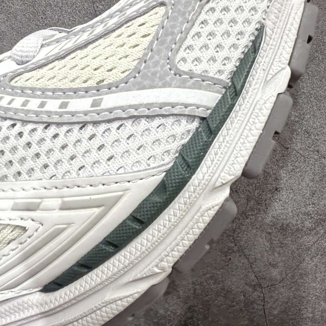 图片[5]-【M版纯原】新百伦New Balance NB1906 M1906RGP 灰银绿 全套原楦原纸板原厂数据开发 进口三明治网面 原装进口皮料正确绒感卡色 正确中底拉帮中底网布细节 原厂标裁 带紫光防伪 定制后跟透明水晶模块 冲裁组合 大底贴合程度胶水上色把控完美 整洁度挑战全网艺术家 多道序QC把关品质完善 匠心打造 耗时两个月开发完成 工艺极其复杂难度可想而知 新开独立私模大底 全网唯一正确六层组合大底 高端零售专供产物 尺码：36 37 37.5 38 38.5 39 40 40.5 41 42 42.5 43 44 45.5 46.5 47-选品中心