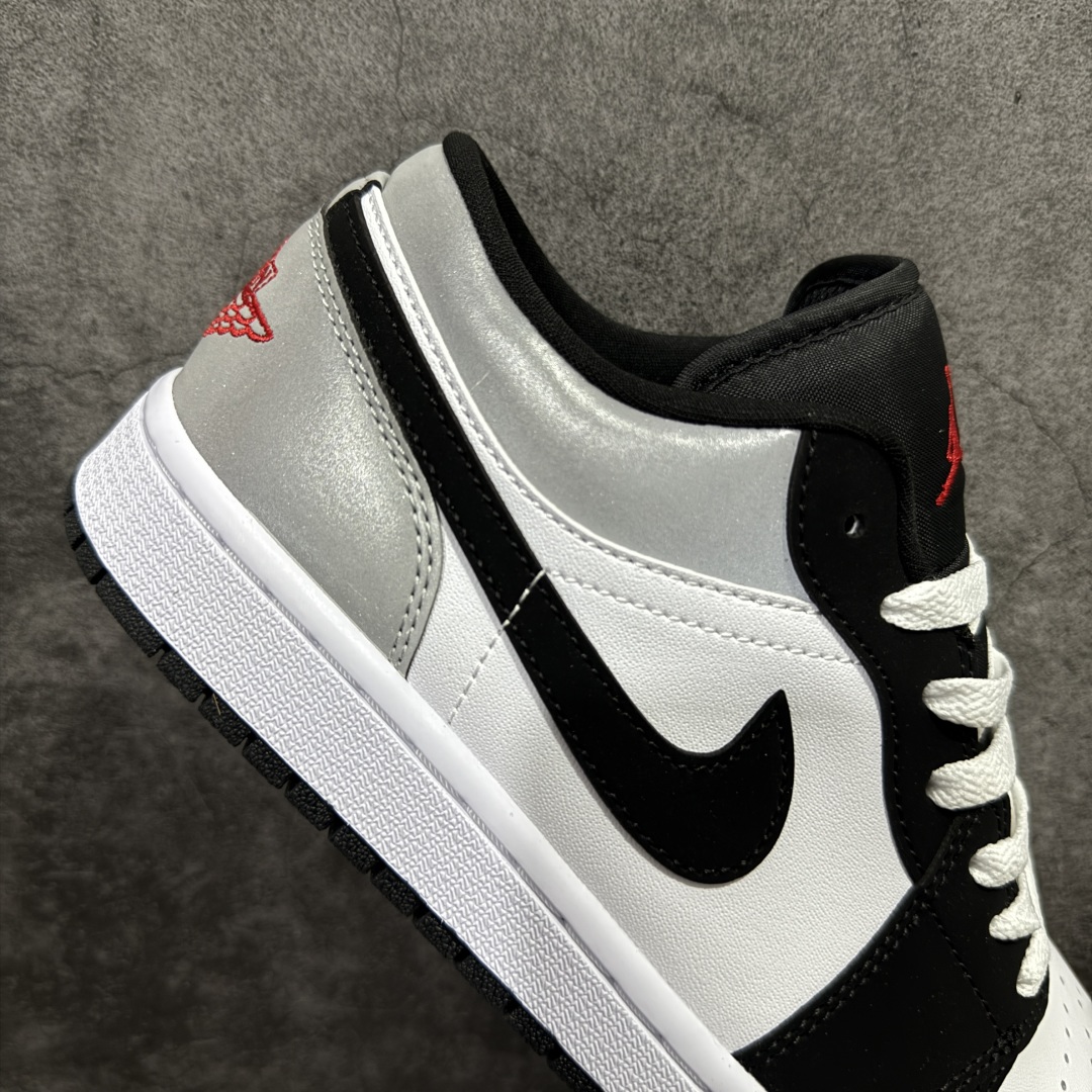 图片[7]-【小dt版本】Air Jordan AJ1 Low 低帮 白银黑反光 HF3148-106 全新流水线出品 DT版本唯一平替选择 市场第二梯队最强版 全部原鞋开发 原楦原纸板开发 全鞋电脑针车 原厂内置全掌气垫 原盒内在原标 唯一Zp原版鞋带绑法 免检产品 全新2022版型 全头层皮料 完美零毛边处理 原厂配置全掌气垫 价格定位良心 尺码：36 36.5 37.5 38 38.5 39 40 40.5 41 42 42.5 43 44 44.5 45 46-选品中心