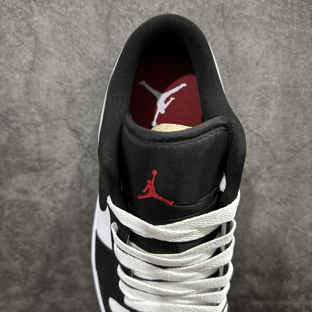 图片[8]-【小dt版本】Air Jordan AJ1 Low 低帮 白银黑反光 HF3148-106 全新流水线出品 DT版本唯一平替选择 市场第二梯队最强版 全部原鞋开发 原楦原纸板开发 全鞋电脑针车 原厂内置全掌气垫 原盒内在原标 唯一Zp原版鞋带绑法 免检产品 全新2022版型 全头层皮料 完美零毛边处理 原厂配置全掌气垫 价格定位良心 尺码：36 36.5 37.5 38 38.5 39 40 40.5 41 42 42.5 43 44 44.5 45 46-选品中心