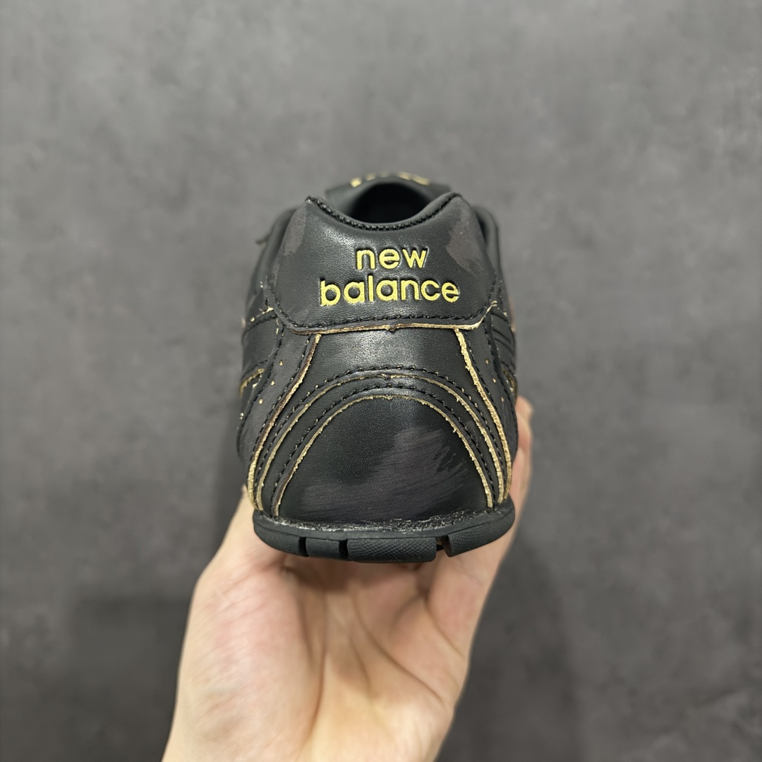 图片[4]-【公司级】缪缪MiuMiu x New Balance NB530 SL系列低帮经典复古休闲运动慢跑鞋 近几年运动品牌与各大潮流品牌不断推出联名产品，在球鞋圈拥有极高的热度。此外，奢侈品牌和运动品牌联名也早已非新鲜事，继 Dior 和 Jordan Brand 以及 Prada 和 adidas 合作后。近日，Miu Miu与New Balance的合作基本已经成为定番，每年都会上新，而近期的最新联名也已经正式曝光，预计会在24年春夏面世！相比之前两次使用的574，这次Miu Miu带来了全新风格。采用了全新型号MR530进行设计，继续使用复古的旧化效果和去年就被带火的美拉德配色打造。Miu Miu作为千禧文化的重要推手，这次也是直接挑选了New Balance 2000年代时发布的健身跑鞋MR530。整体做旧效果非常明显，甚至有些二手鞋的感觉，多少是有点瘦巴黎世家影响了……配色方面将会推出米色和棕色两种颜色可供选择，整体覆盖了做旧麂皮，鞋舌和鞋垫和之前一致，有Miu Miu的Logo，同时搭配皮革和棉质双鞋带组成。尺码：35.5 36 37 37.5 38 38.5 39.5 40 40.5 41.5 42 42.5 43.5 44 45-选品中心