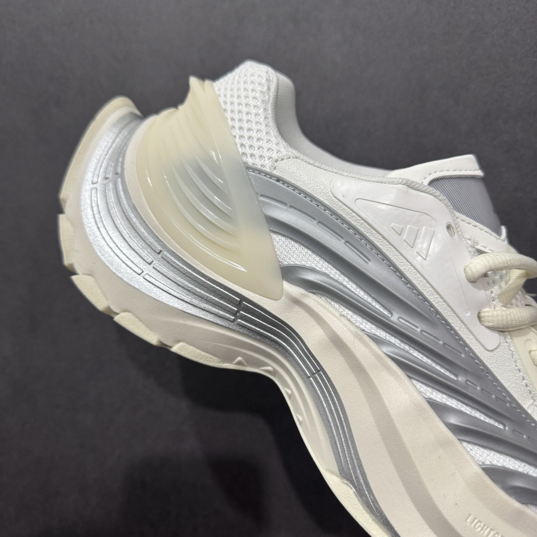 图片[6]-【公司级】Adidas Vento XLG MTW 脉冲系列 复古休闲老爹鞋 官方同步上架 鞋面是透气网面和皮革拼接 脚感轻盈 不闷汗 每次穿着跑步都感觉脚底在自由呼吸 鞋底是adidas经典的防滑设计 纹路很深 抓地力超稳 低帮设计很显脚踝纤细 却不失满满的包围安全感 货号： JR6390  尺码：35.5 36 36.5 37 38 38.5 39 40 40.5 41 42 42.5 43 44 45-选品中心