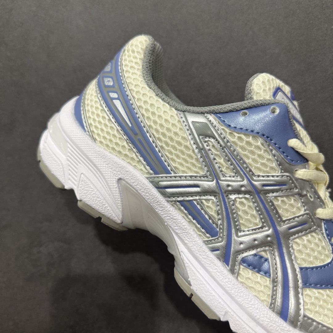 图片[6]-【公司级】ASICS 亚瑟士 GEL-1130 男女时尚透气 健步减震 运动潮流耐磨休闲鞋 选用网眼与皮革相接，复古而富有层次感。网布搭配银色金属感线条，虎爪 Logo 加入配色点缀，加深复古时尚美感Ortholite 鞋垫+搭载着 GEL 缓震胶的鞋底，同时辅以耐磨大底提供良好抓地力。复古美学入门代表作，重现2000年代后期的复古美学。 货号：1201A609-101 尺码：36-45半-选品中心