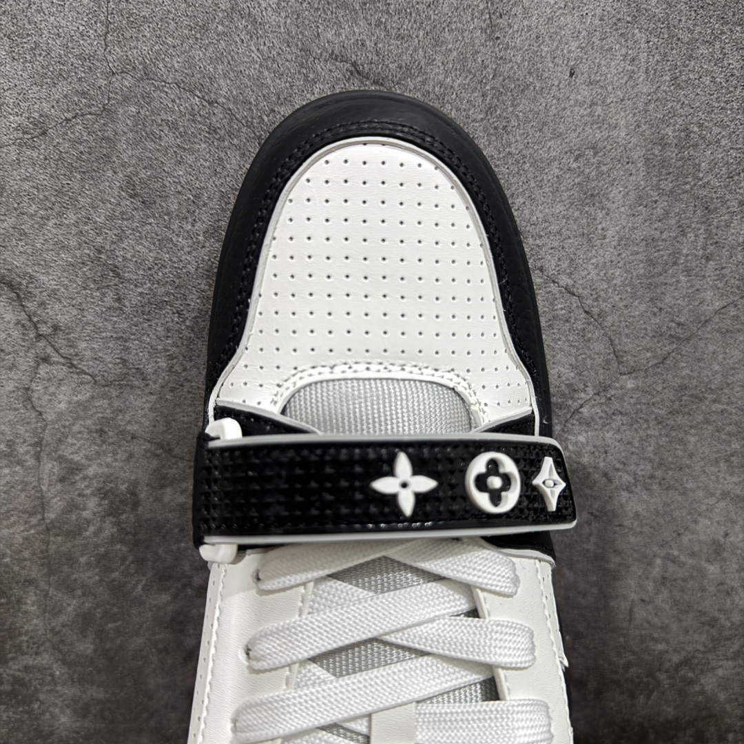 图片[5]-【代购级别】ZP级全套包装 驴牌 LV 2021s LV Trainer 限定联名 入秋最新配色国内限定无售⚠️ 原版购入历时近两个月开发打造！ 经典多拼色超好看 原版完美楦型 调试了两个月 鞋面独家订制压纹粒面小牛皮 大底TPU、模具费2w+ 质感媲美原版 垫脚聚米微料加透气英伦网布 细节原版一致 ❗️请注意区分市面通货材料 版型 包装配件 尺码：35 36 37 38 39 40 41 42 43 44 45-选品中心