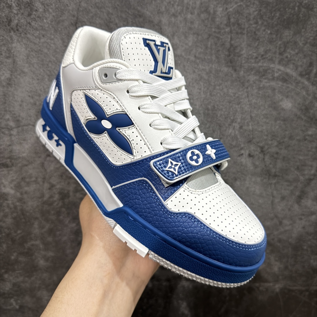图片[3]-【代购级别】ZP级全套包装 驴牌 LV 2021s LV Trainer 限定联名 入秋最新配色国内限定无售⚠️ 原版购入历时近两个月开发打造！ 经典多拼色超好看 原版完美楦型 调试了两个月 鞋面独家订制压纹粒面小牛皮 大底TPU、模具费2w+ 质感媲美原版 垫脚聚米微料加透气英伦网布 细节原版一致 ❗️请注意区分市面通货材料 版型 包装配件 尺码：35 36 37 38 39 40 41 42 43 44 45-选品中心