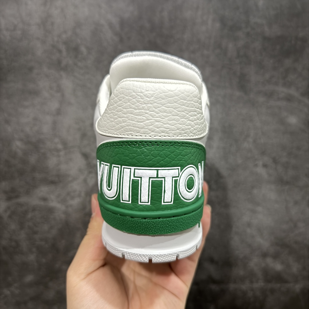 图片[4]-【代购级别】ZP级全套包装 驴牌 LV 2021s LV Trainer 限定联名 入秋最新配色国内限定无售⚠️ 原版购入历时近两个月开发打造！ 经典多拼色超好看 原版完美楦型 调试了两个月 鞋面独家订制压纹粒面小牛皮 大底TPU、模具费2w+ 质感媲美原版 垫脚聚米微料加透气英伦网布 细节原版一致 ❗️请注意区分市面通货材料 版型 包装配件 尺码：35 36 37 38 39 40 41 42 43 44 45-选品中心