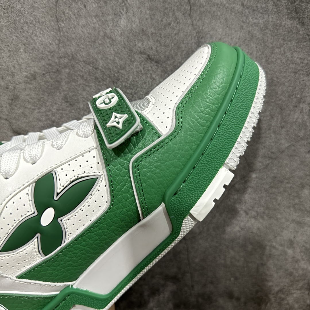 图片[6]-【代购级别】ZP级全套包装 驴牌 LV 2021s LV Trainer 限定联名 入秋最新配色国内限定无售⚠️ 原版购入历时近两个月开发打造！ 经典多拼色超好看 原版完美楦型 调试了两个月 鞋面独家订制压纹粒面小牛皮 大底TPU、模具费2w+ 质感媲美原版 垫脚聚米微料加透气英伦网布 细节原版一致 ❗️请注意区分市面通货材料 版型 包装配件 尺码：35 36 37 38 39 40 41 42 43 44 45-选品中心