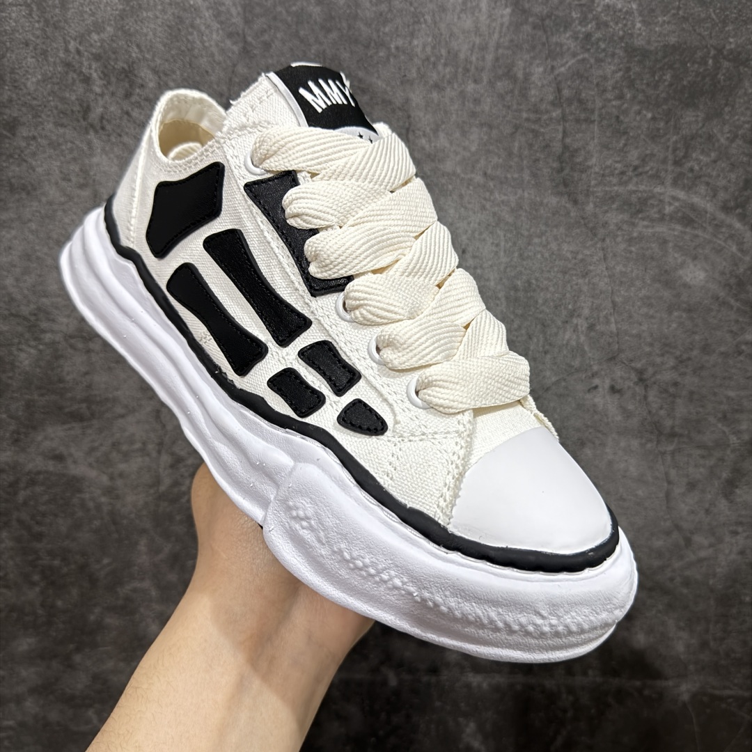 图片[3]-【广东纯原版本】Maison Mihara Yasuhiro x AMIRI Skel-Top Low 圆头系带 低帮 帆布鞋 张艺兴 王一博 王嘉尔 同款鞋 合适春夏秋冬四季款 随意搭配 都好看 ＃明星潮牌全攻略 ＃张艺兴同款 ＃酷飒男生宝藏灯芯绒卫衣 ＃男生穿搭ootd ＃今天穿什么此款拥有舒适的鞋面，具有很好的延展性，后跟采用柔软材质能够舒适贴合脚踝，穿着轻松，让您在平时生活中有舒适和轻松的体验。 尺码：35 36 37 38 39 40 41 42 43 44 45-选品中心