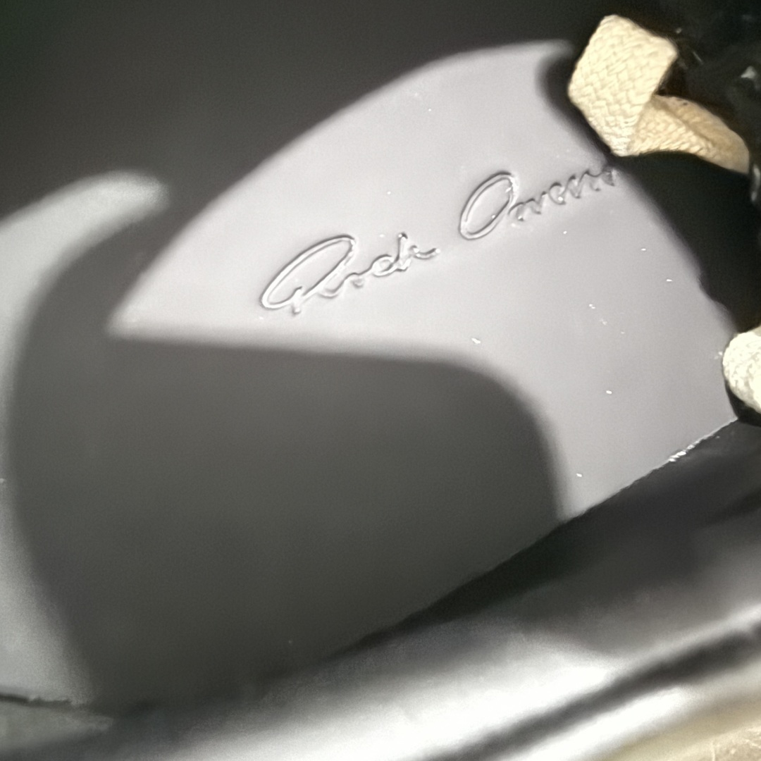 图片[3]-【XC纯原】Rick Owens Vintage Low-Top Sneakers\”Black/Pearl Milk\” RO低帮系列暗黑高街经典增高休闲运动厚底板鞋“皮革黑浅灰侵权款”RU02B2897 LPOLVS 价格劲爆 品质耐打 鞋型细节品质完美，电脑针车 间距完美还原！ 顶级头层皮料，质感无敌无色差，奢侈品的触感！ 尺码：38 39 40 41 42 43 44 45-选品中心