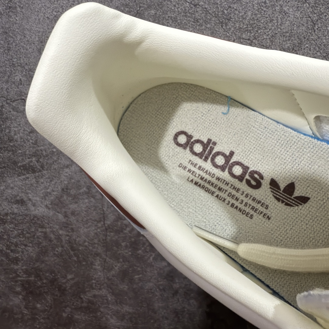图片[8]-【纯原LW版】Adidas Originals Samba 防滑低帮T头德训鞋 复古系列 白棕生胶 ID1447 纯原大厂LW工厂出货💪🏻 正确头层皮料 非普通版本 市场顶级版本完美还原zp细节，注意区别市场任何版本，完全不是一路货色‼️ 全鞋原材料打造，无任何色差，正确鞋型，后跟港宝材料定型，正确微透生胶大底，反口内里头层细腻小牛皮，正确中底 鞋垫背胶，侧面正确烫金压印字母，所有细节完美还原‼️ 尺码：35.5 36 36.5 37 38 38.5 39 40 40.5 41 42 42.5 43 44 44.5 45-选品中心