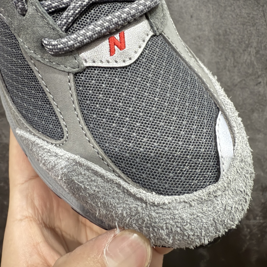 图片[6]-【纯原M版】新百伦NB New Balance M2002RHG 灰绿色 全套原楦原纸板原厂数据开发 原厂网纱 原装进口翻毛皮料正确绒感卡色 正确中底拉帮中底网布细节 一比一手工擦旧效果 冲裁组合 匠心打造 耗时两个月开发完成 工艺极其复杂难度可想而知 新开独立私模大底 全网唯一正确做旧组合大底 高端零售专供产物 尺码：36 37 37.5 38 38.5 39.5 40 40.5 41.5 42 42.5 43 44 44.5 45 45.5 46.5 47-选品中心