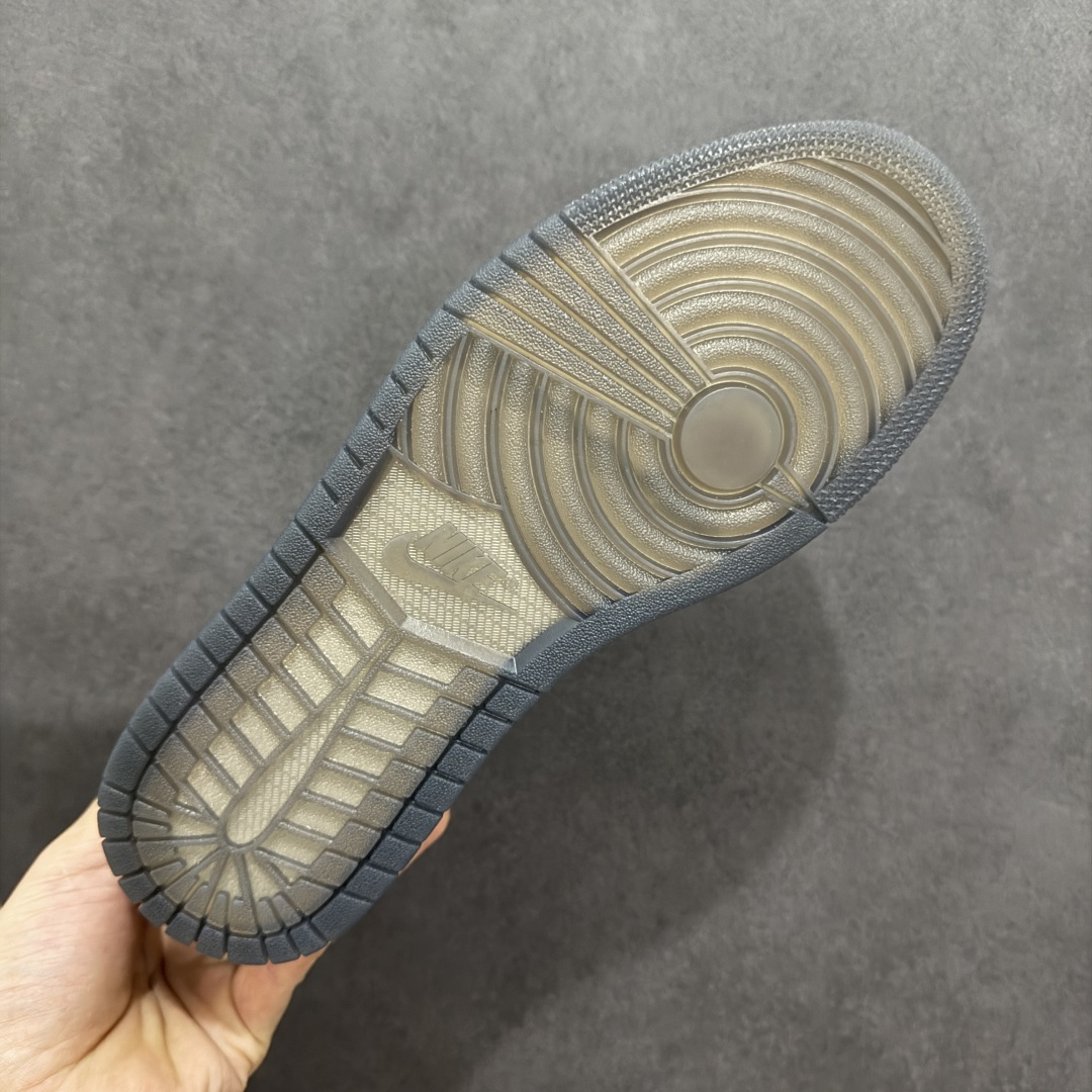 图片[9]-【K版】Air Jordan AJ1 Low 低帮 黑白 HV5968-001 全新流水线出品 全部原鞋开发 原楦原纸板开发 全鞋电脑针车 原厂内置全掌气垫 原盒内在原标 唯一Zp原版鞋带绑法 免检产品 全新2022版型 全头层皮料 完美零毛边处理 原厂配置全掌气垫 价格定位良心 几十个配色陆续出货 尺码：36 36.5 37.5 38 38.5 39 40 40.5 41 42 42.5 43 44 44.5 45 46-选品中心