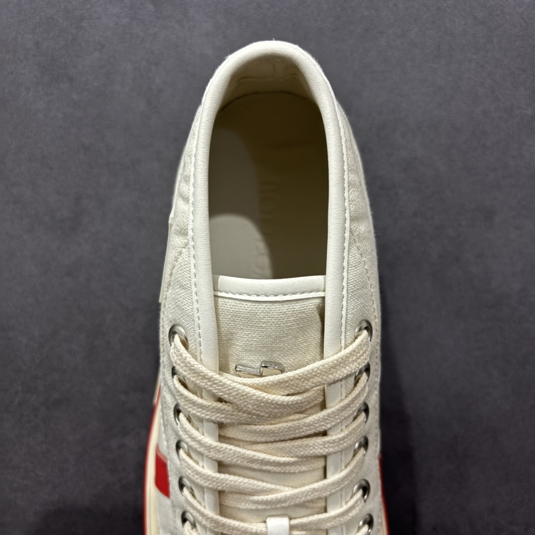 图片[7]-【广东纯原版本】小红书爆款 BOTTEGA VENETA BV25ss 新款复古Eliot运动鞋上市即封神! BV全新的 Eliot 以复古篮球鞋为设计灵感，童趣 的色彩焕发青春活力!男女同款，可以做情侣鞋穿着哦整个鞋子透气舒适，帆布鞋面自重轻盈，鞋帮拼接处以柔软奢华的羊皮镶嵌包裹每只鞋边的红线均为手工绘画，更具品味与态度喔! 尺码：35 36 37 38 39 40-选品中心