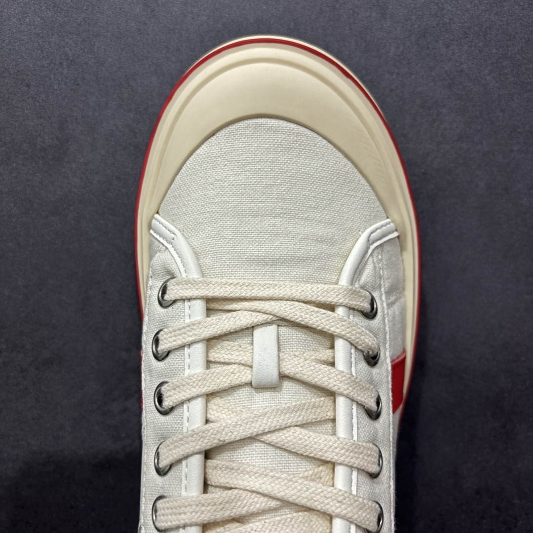 图片[8]-【广东纯原版本】小红书爆款 BOTTEGA VENETA BV25ss 新款复古Eliot运动鞋上市即封神! BV全新的 Eliot 以复古篮球鞋为设计灵感，童趣 的色彩焕发青春活力!男女同款，可以做情侣鞋穿着哦整个鞋子透气舒适，帆布鞋面自重轻盈，鞋帮拼接处以柔软奢华的羊皮镶嵌包裹每只鞋边的红线均为手工绘画，更具品味与态度喔! 尺码：35 36 37 38 39 40-选品中心