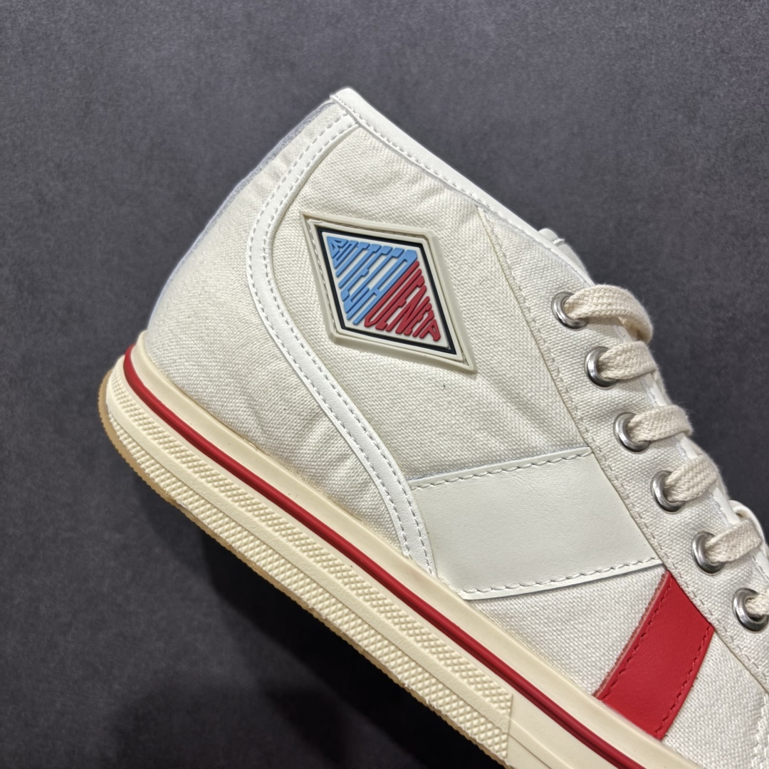 图片[6]-【广东纯原版本】小红书爆款 BOTTEGA VENETA BV25ss 新款复古Eliot运动鞋上市即封神! BV全新的 Eliot 以复古篮球鞋为设计灵感，童趣 的色彩焕发青春活力!男女同款，可以做情侣鞋穿着哦整个鞋子透气舒适，帆布鞋面自重轻盈，鞋帮拼接处以柔软奢华的羊皮镶嵌包裹每只鞋边的红线均为手工绘画，更具品味与态度喔! 尺码：35 36 37 38 39 40-选品中心