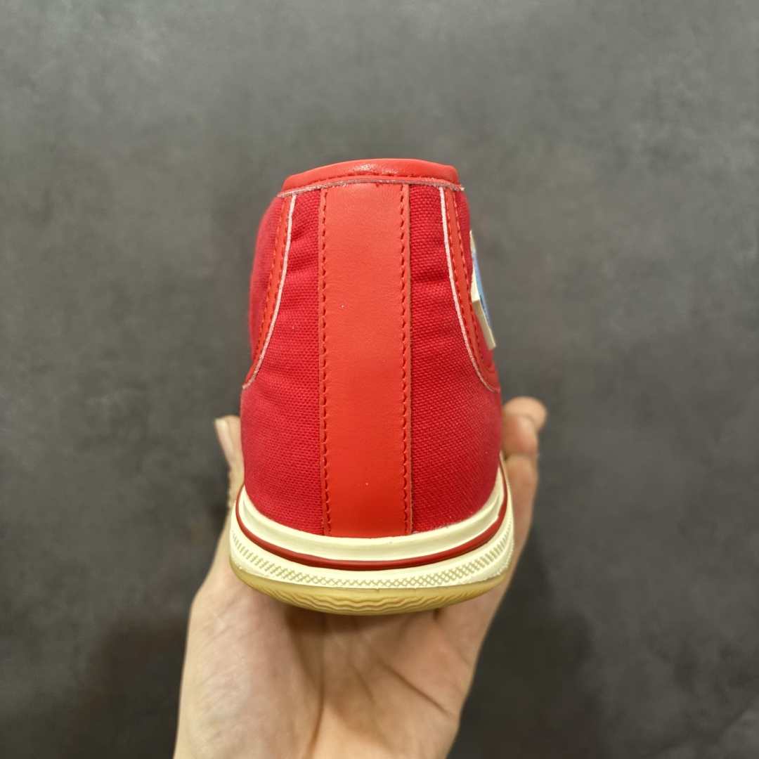 图片[4]-【广东纯原版本】小红书爆款 BOTTEGA VENETA BV25ss 新款复古Eliot运动鞋上市即封神! BV全新的 Eliot 以复古篮球鞋为设计灵感，童趣 的色彩焕发青春活力!男女同款，可以做情侣鞋穿着哦整个鞋子透气舒适，帆布鞋面自重轻盈，鞋帮拼接处以柔软奢华的羊皮镶嵌包裹每只鞋边的红线均为手工绘画，更具品味与态度喔! 尺码：35 36 37 38 39 40-选品中心