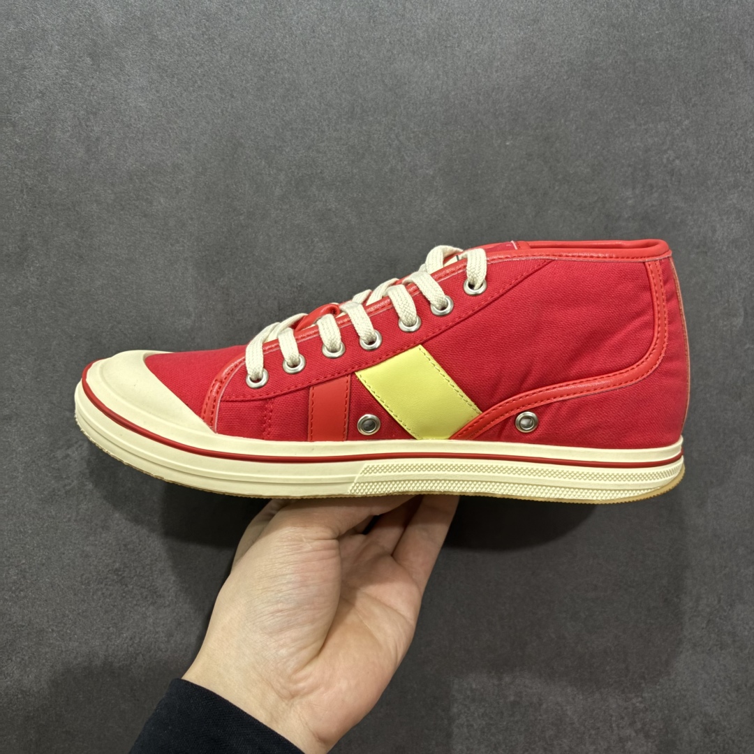 图片[2]-【广东纯原版本】小红书爆款 BOTTEGA VENETA BV25ss 新款复古Eliot运动鞋上市即封神! BV全新的 Eliot 以复古篮球鞋为设计灵感，童趣 的色彩焕发青春活力!男女同款，可以做情侣鞋穿着哦整个鞋子透气舒适，帆布鞋面自重轻盈，鞋帮拼接处以柔软奢华的羊皮镶嵌包裹每只鞋边的红线均为手工绘画，更具品味与态度喔! 尺码：35 36 37 38 39 40-选品中心