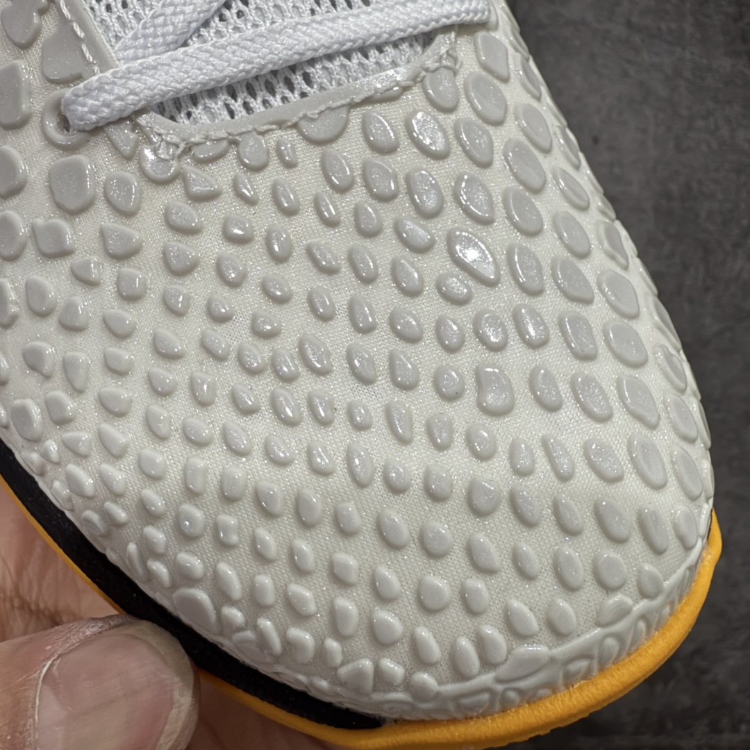 图片[4]-【Star版本】Nk Kobe VI Protro 6 \”DEL SOL\” 科比6代 季后赛 男子实战篮球鞋 CW2190-100 史上最强复刻 私人团队订单 细节完美对比公司货 前掌超大Zoom Turbo气垫 后掌EVA缓震 真正的原汁原味 还原ZP脚感 全身鞋材卡料色独家定制 唯一正确喷漆工艺Swoosh 正确凹凸蛇鳞工艺 正确鞋面渐变效果 内全置真动飞态线 独立原厂模具 最大尺码达到48.5码 首批不拼图大几率过验 亲测已过 支持各种高强度实战 无需担心 上脚价 补货周期极长 脚宽建议买大半码 科比系列前掌偏窄 不影响二次销售 支持七天无理由退换 尺码：40 40.5 41 42 42.5 43 44 44.5 45 45.5 46 47.5 48.5-选品中心